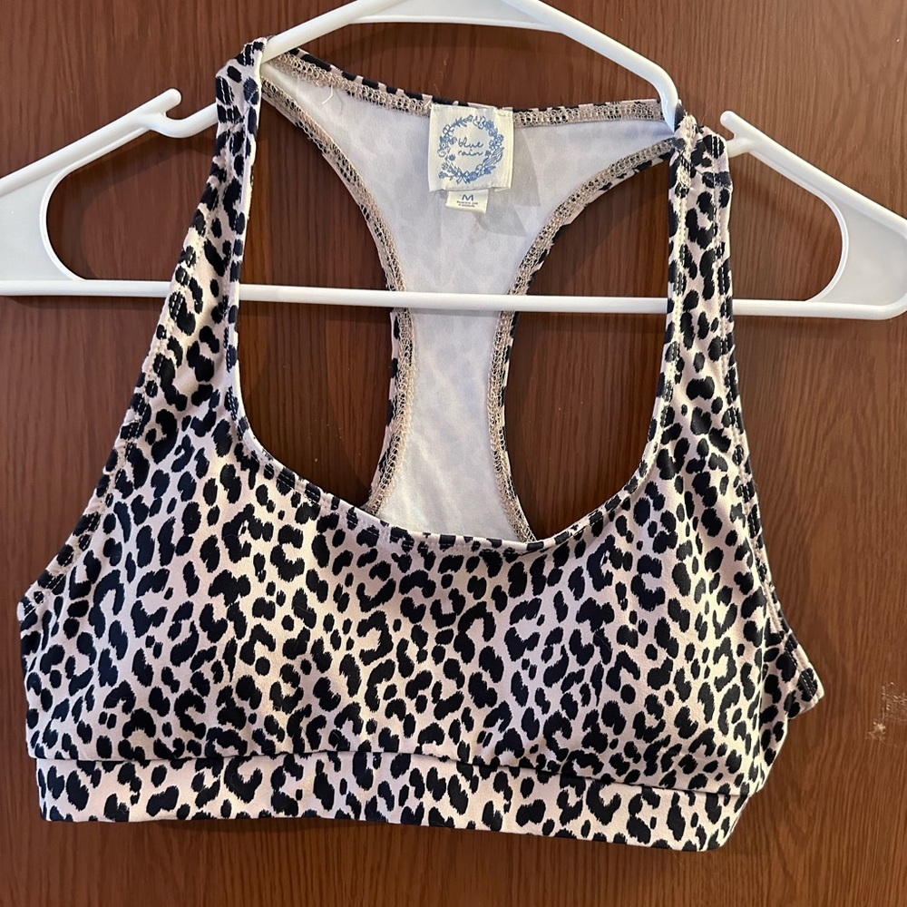 Two piece set cheetah print gym fit